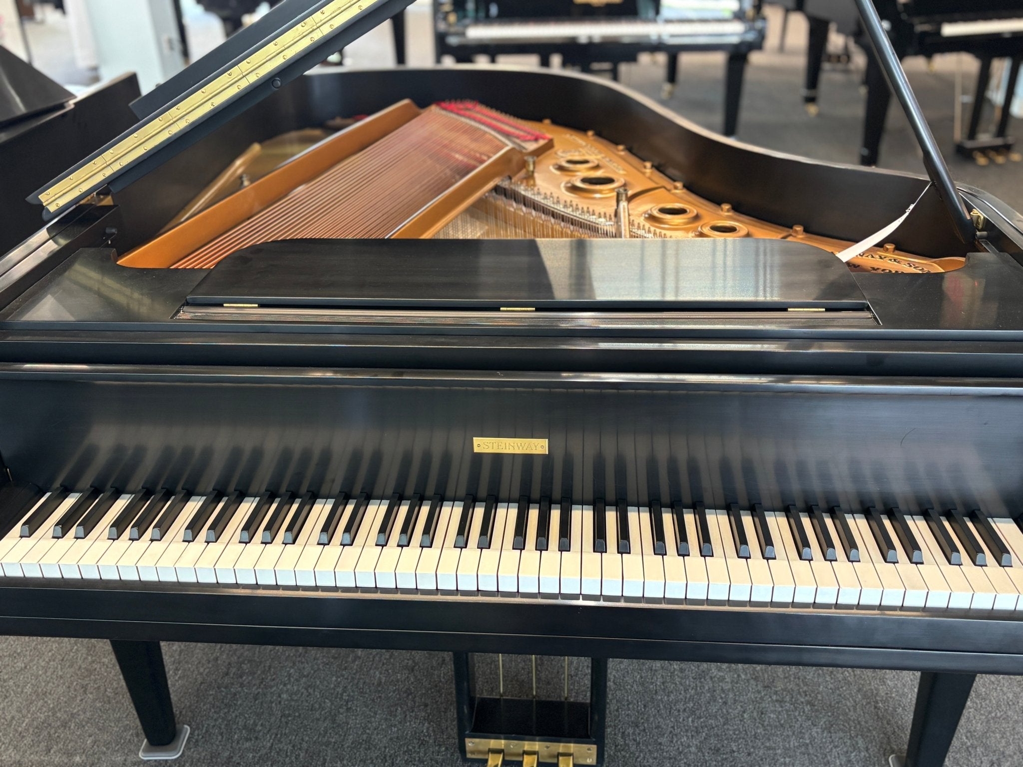 1942 Steinway Model L 5′10″ Grand Piano – Restored | Art Deco Case | Satin Ebony - Cunningham Piano