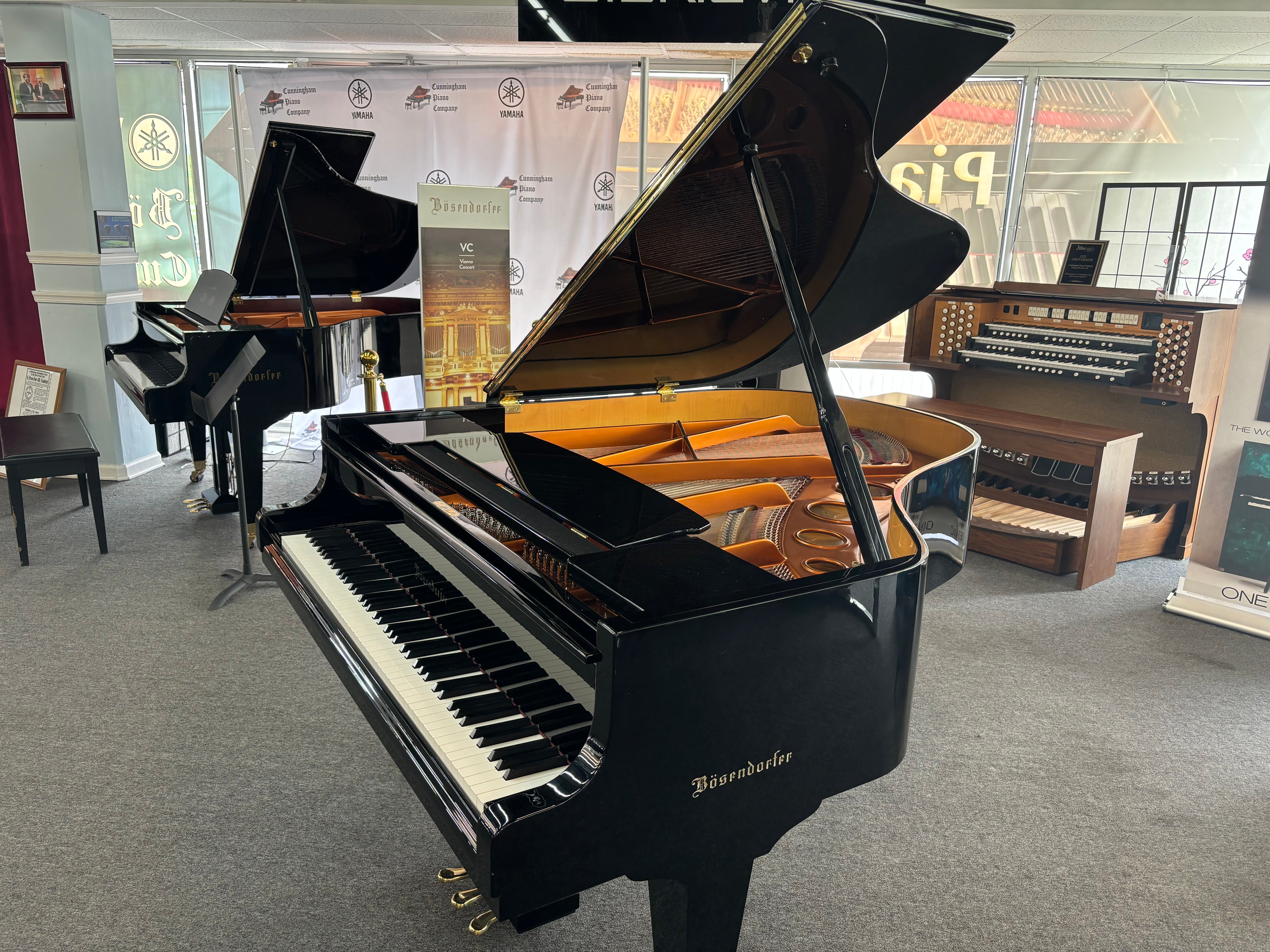 Bosendorfer Model 170 PreOwned Grand Piano in Ebony Polish