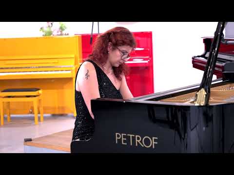 Petrof P 173 Breeze 5'6" Grand Piano – European Craftsmanship & Tone