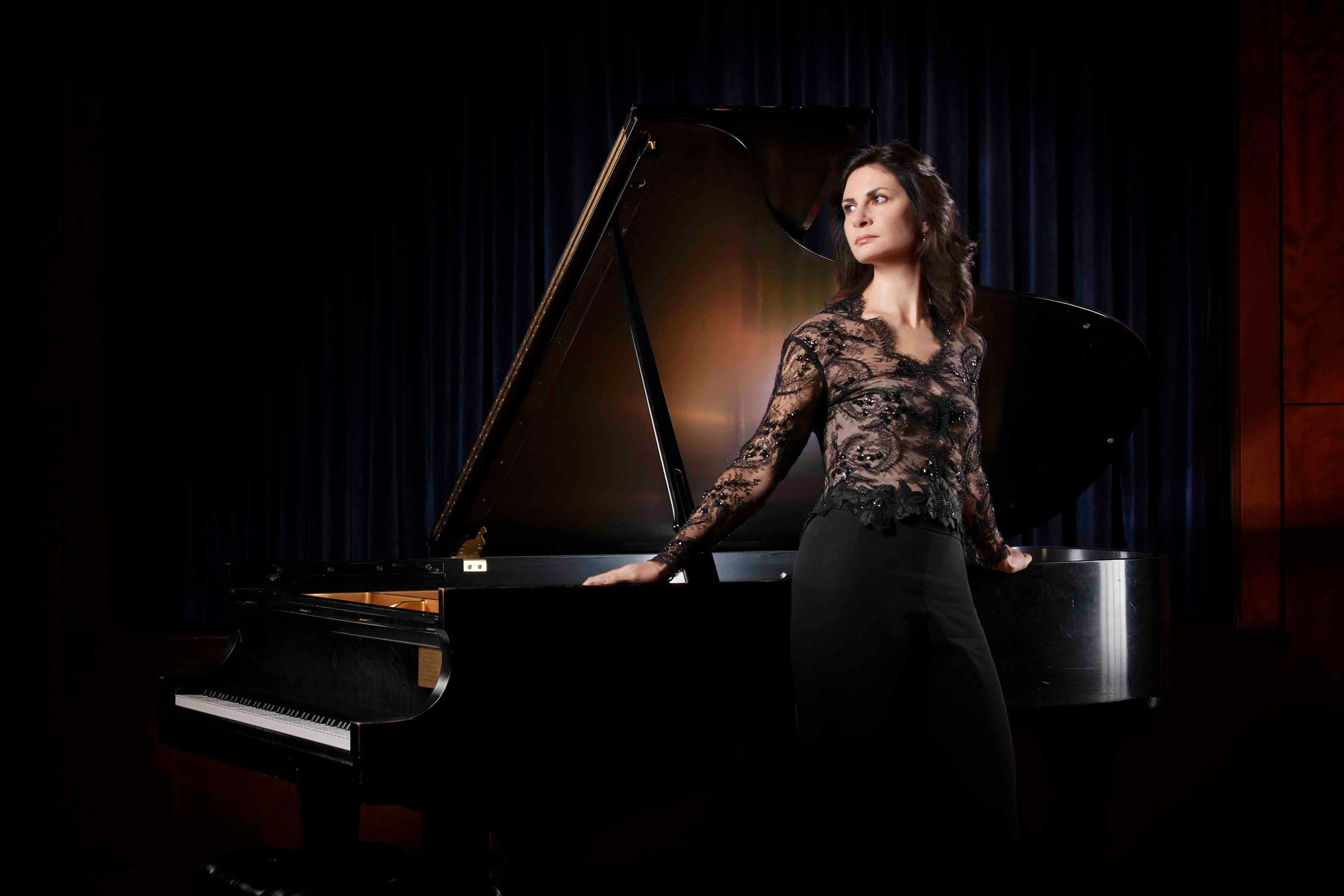 Pianist Marina Lomazov