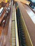 Load image into Gallery viewer, Yamaha M215 Cherry - Photo 3

