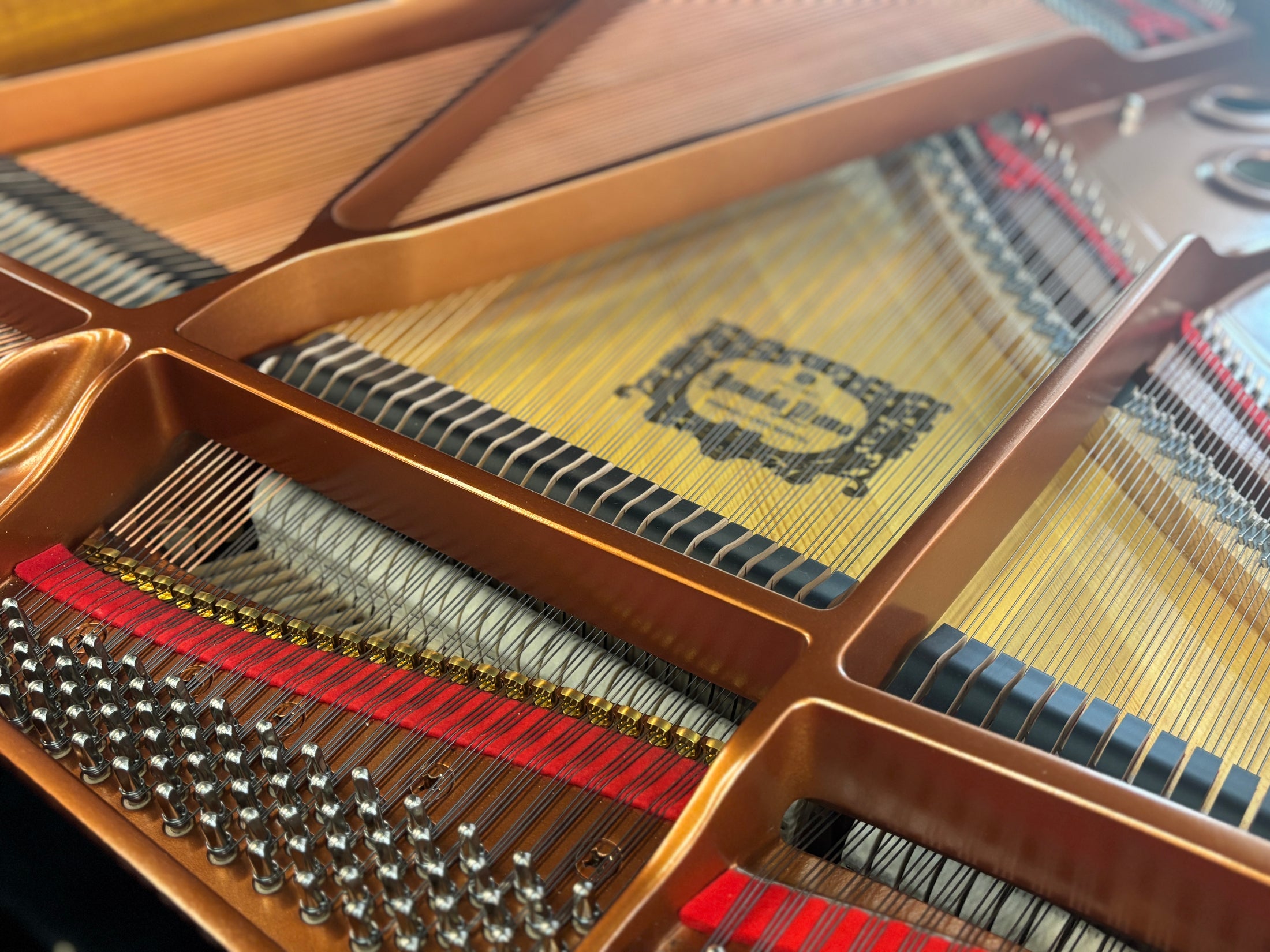 Used Yamaha Baby Grand - 5 Foot GB1K Polished Ebony
