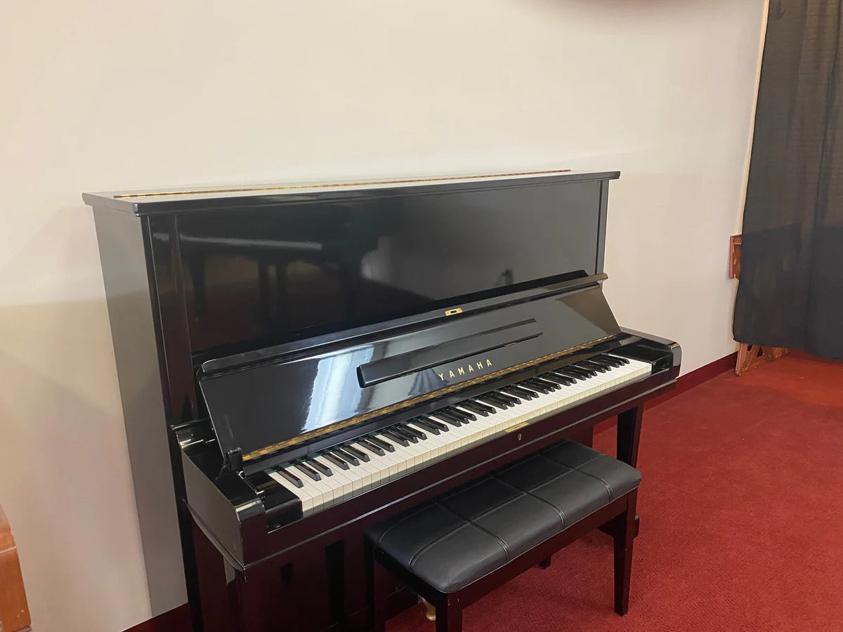 pre owned pianos