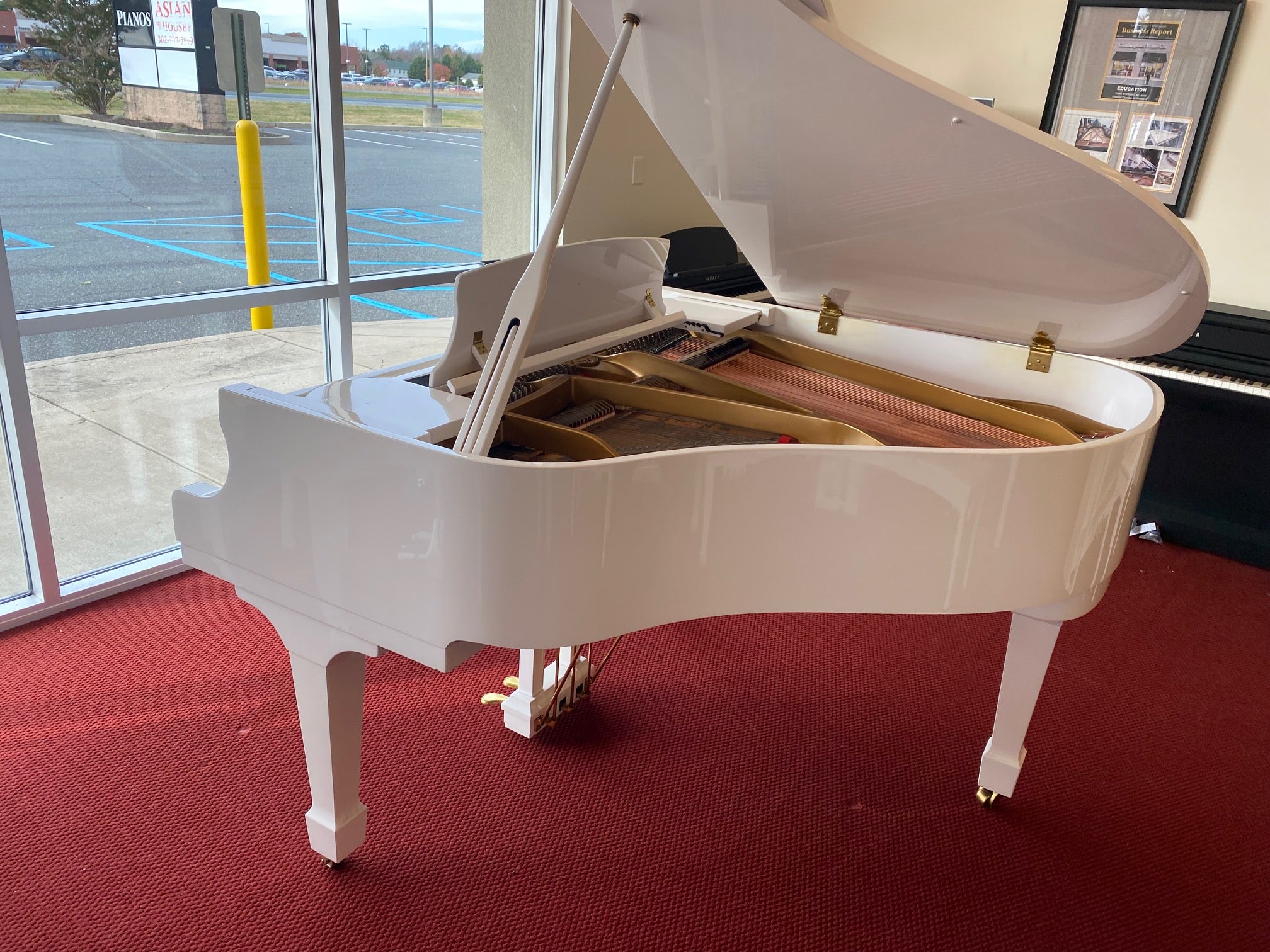 Kohler & Campbell SGK-500WH 5' Baby Grand Piano in Polished White Finish