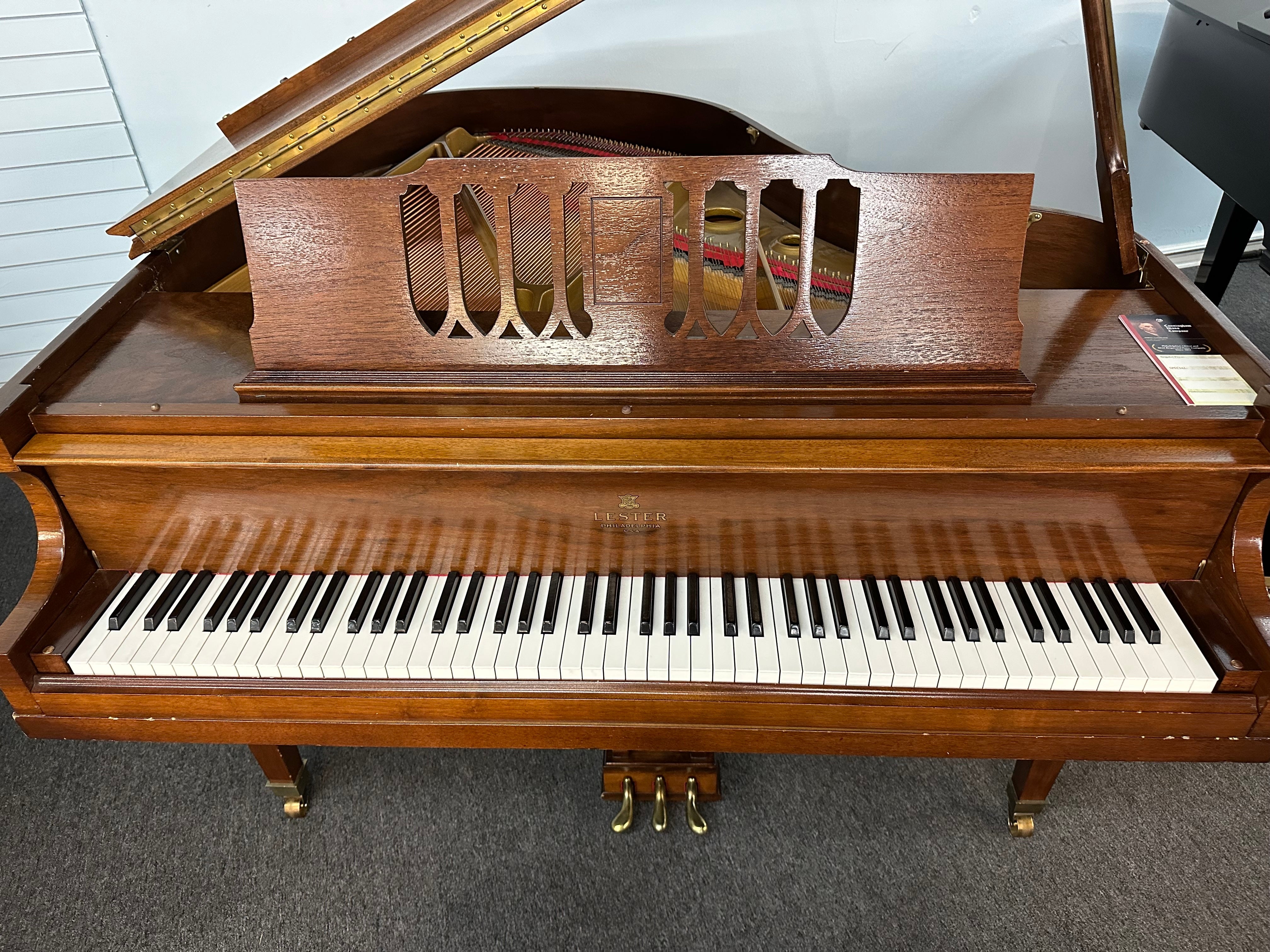 Lester 5' Baby Grand Piano