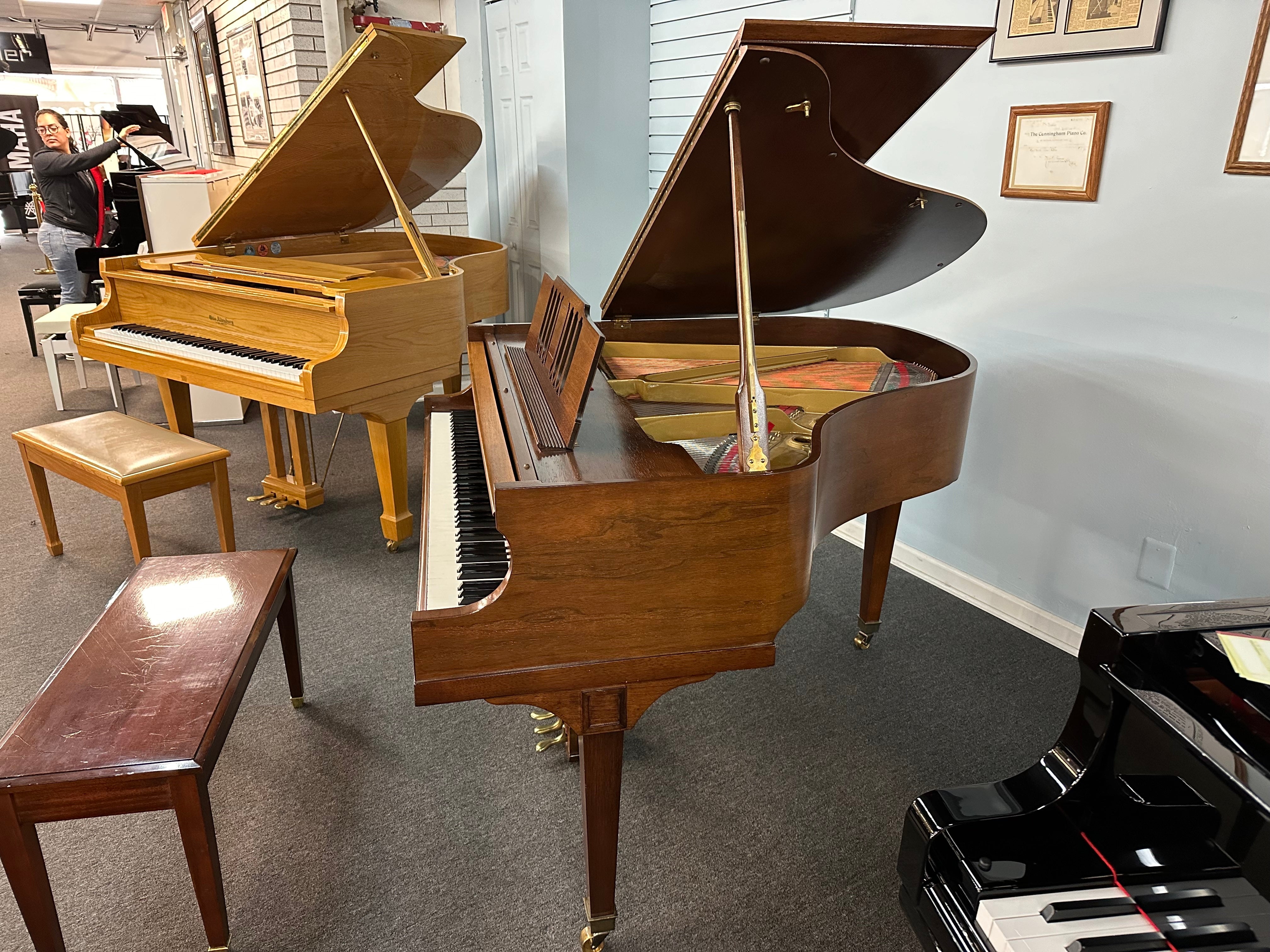 Lester 5' Baby Grand Piano
