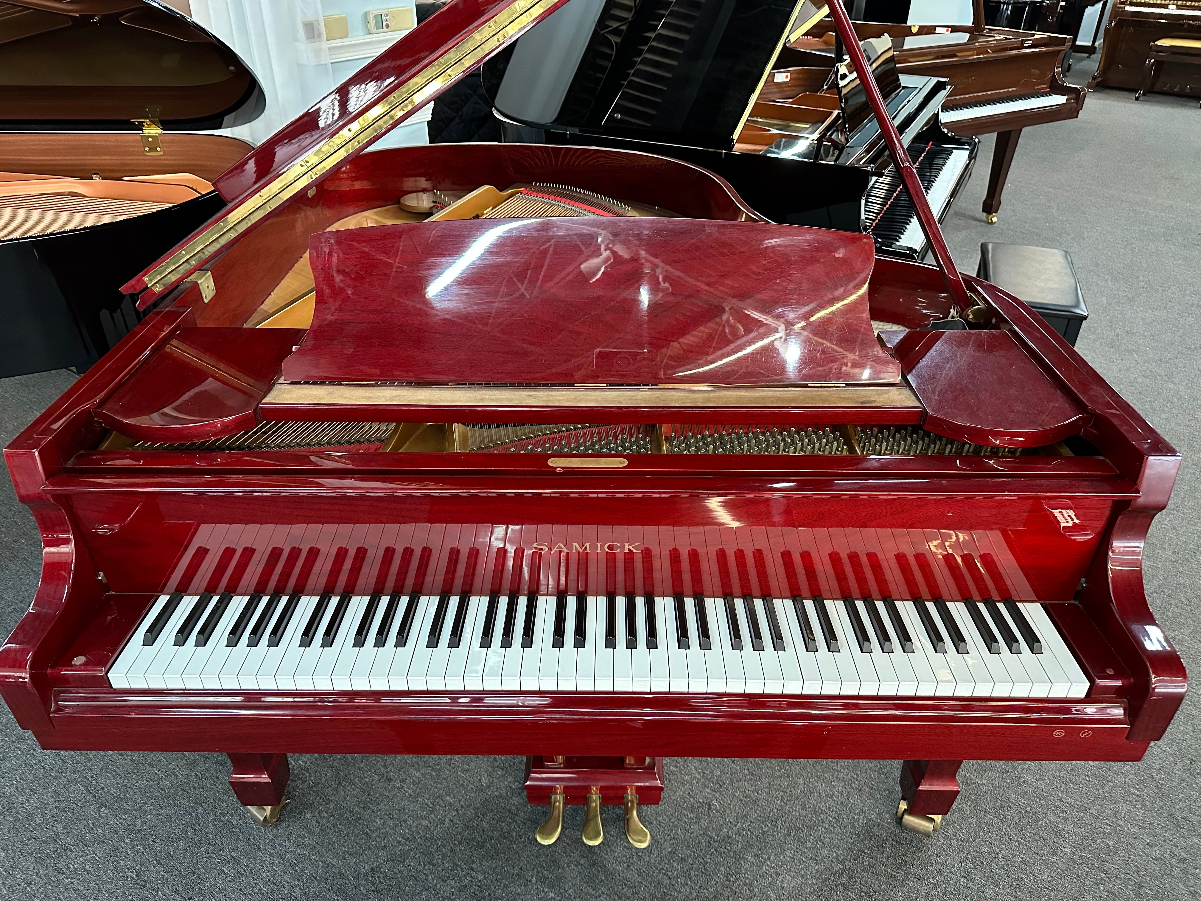 Samick SG-172 5'8" Baby Grand Piano in Polished Mahogany Finish