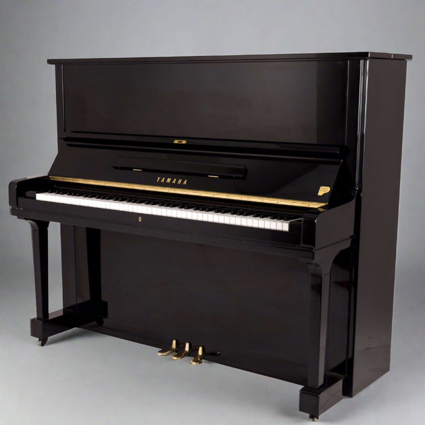 Yamaha U3 52" Upright Piano In Polished Ebony Finish