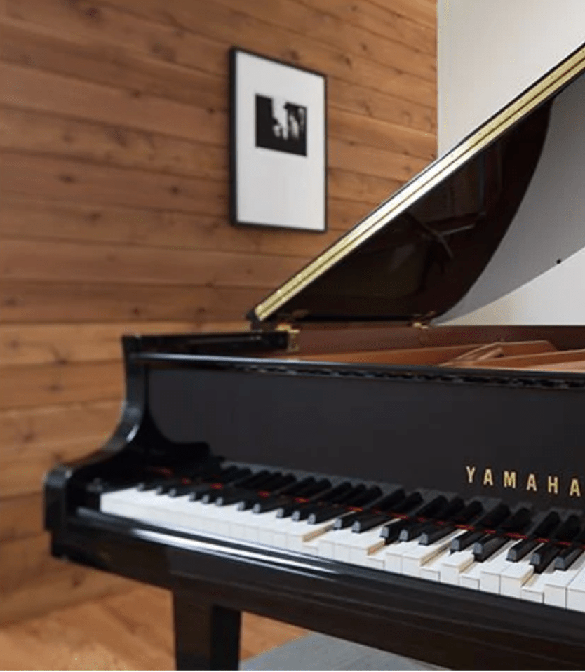 Yamaha DGB1K ENST Disklavier 5' Baby Grand Piano – Polished Ebony | Player & Recording System - Cunningham Piano